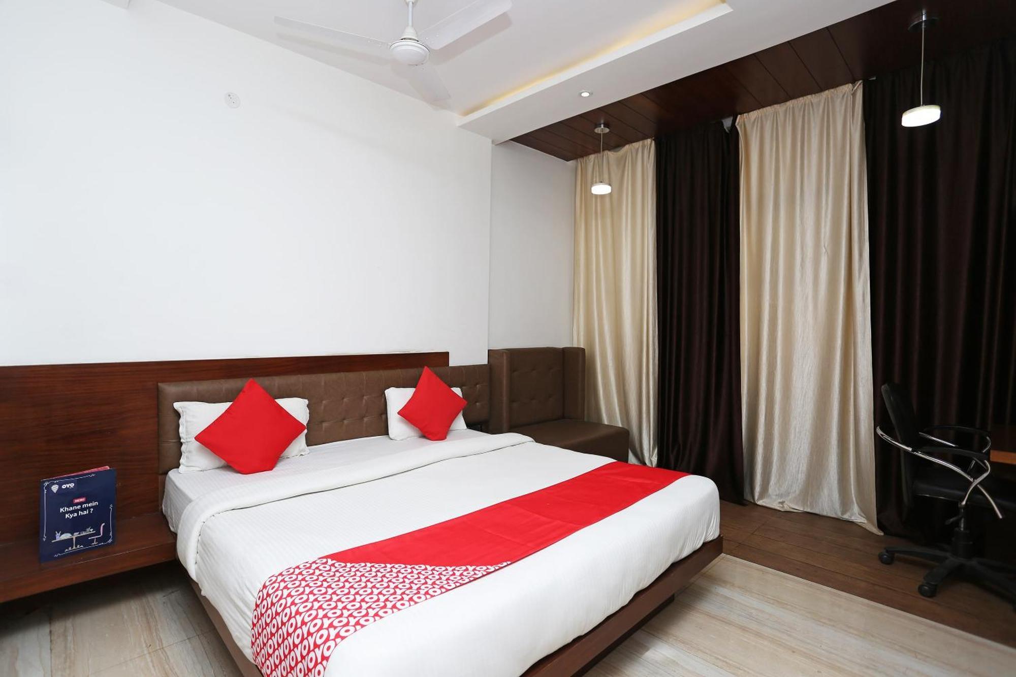 โอโย 8561 โฮเต็ล ซัน พาร์ค Hotel โบปาล ภายนอก รูปภาพ